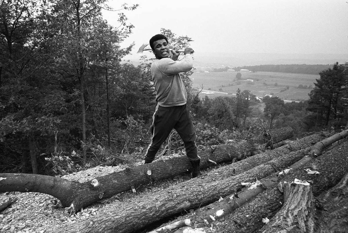 1973-Muhammad-Ali-014473483.jpg
